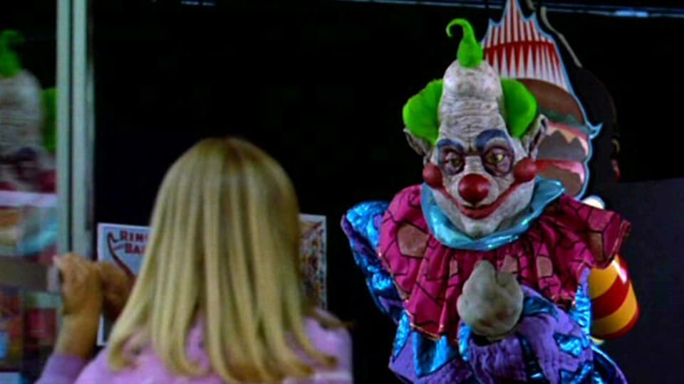 KILLER KLOWNS FROM OUTER SPACE (1988)